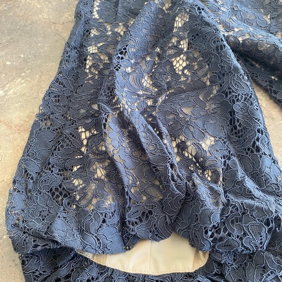 Beautiful beautiful new lace dress - Picture 2 of 10